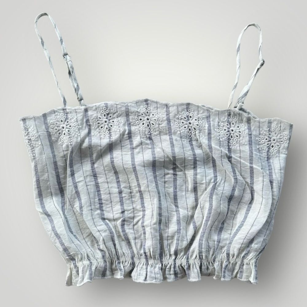 🎉5 for $45🎉 LA Heart Crop Top Blouse Size S